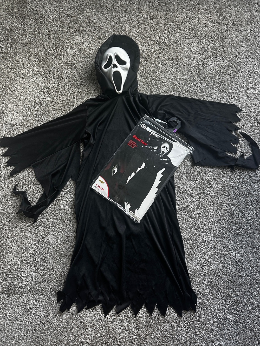Ghost Face Halloween kids costume size 5-6 T
